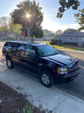 2008 Chevy Suburban 1500 4X4 - cars & trucks - by owner - vehicle... for sale in Los Angeles, CA