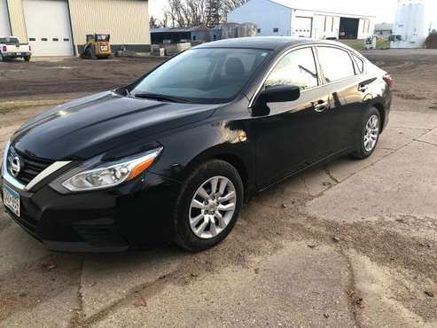 2018 Nissan Altima - cars & trucks - by owner - vehicle automotive... for sale in Waseca, MN