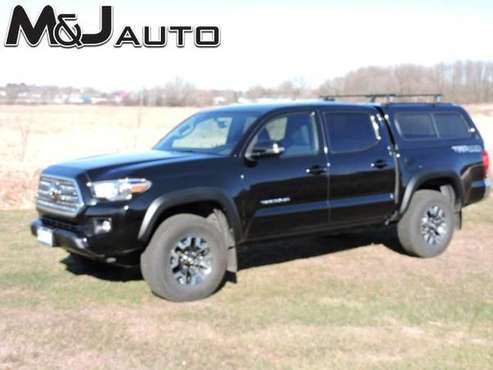 2017 Toyota Tacoma TRD Off Road Double Cab 5 Bed V6 4x4 MT (Natl) -... for sale in Hartford, WI