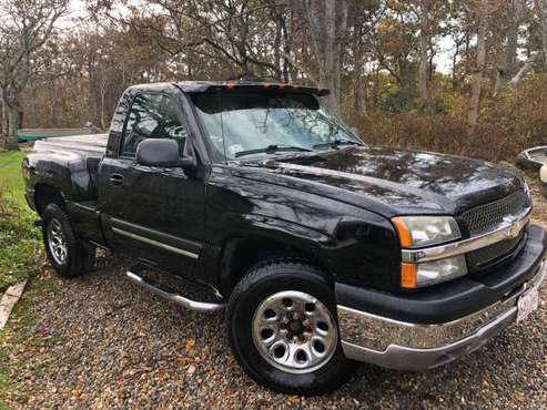 2005 Chevy Silverado 4WD 72000 miles. Original owner for sale in Plymouth, MA