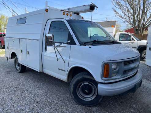 2001 Chevy Work Van Express 3500 for sale in Lancaster, OH