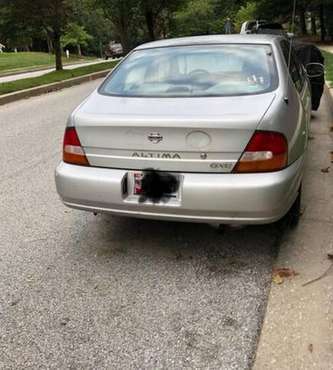 Silver 1997 Nissan Altima $450 (OBO) for sale in Columbia, District Of Columbia