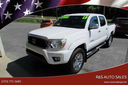 2013 TOYOTA TACOMA CEW CAB 4X4 SUPER CLEAN (ALL CREDIT OK) for sale in Linden, PA