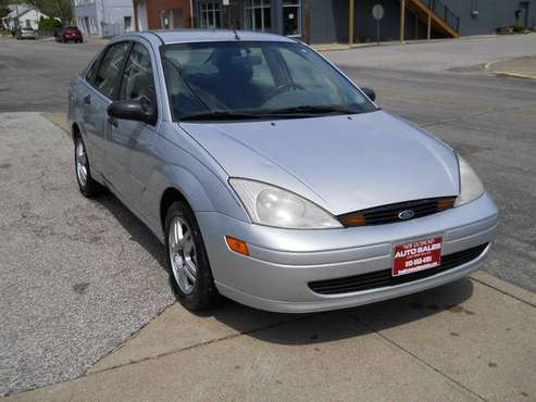 2000 FORD FOCUS - - by dealer - vehicle automotive sale for sale in New Richmond, OH
