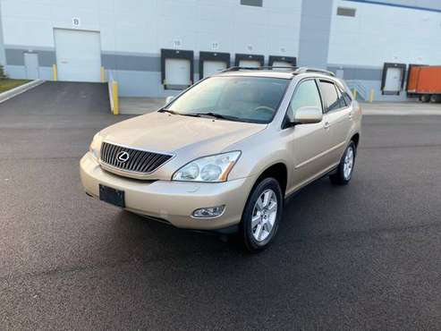 2005 Lexus RX330 All wheel Drive CLEAN - cars & trucks - by owner -... for sale in Lake Bluff, IL
