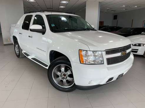 2007 Chevrolet Avalanche LT 1500 - - by dealer for sale in Springfield, IL