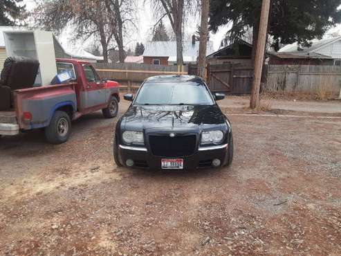2005 chrystler 300c 5.7 hemi - cars & trucks - by owner - vehicle... for sale in Rigby, ID