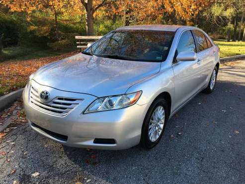 2008 Toyota Camry LIKE NEW! - cars & trucks - by dealer - vehicle... for sale in Riverside, MO