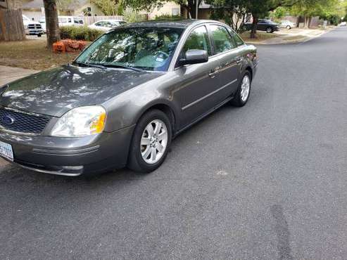 2005 Ford Five Hundred Clean Car runs good Make Offer. for sale in Austin, TX