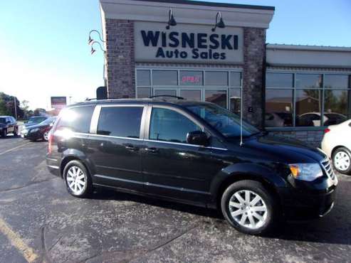 2008 CHRYSLER TOWN & COUNTRY TOURING (WISNESKI AUTO) - cars & trucks... for sale in Green Bay, WI