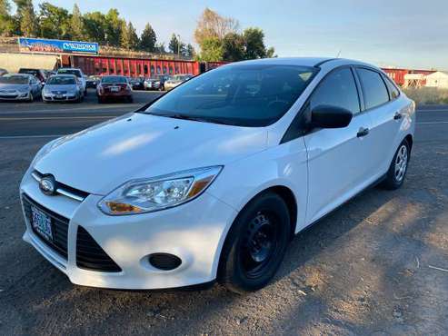 2014 Ford Focus SE - Low Miles - Easy Financing! - cars & trucks -... for sale in Powell Butte, OR