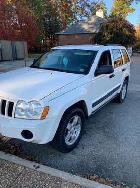 05 Jeep Grand Cherokee 4x4 - cars & trucks - by owner - vehicle... for sale in Richmond , VA