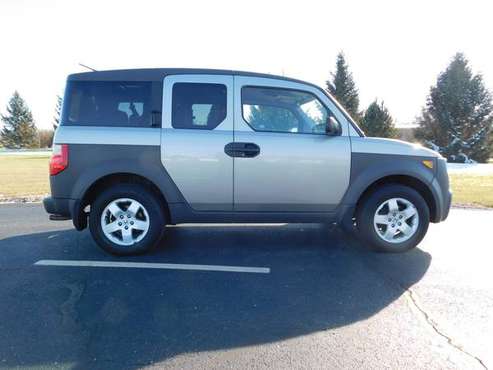 2004 Honda Element - cars & trucks - by dealer - vehicle automotive... for sale in Muncie, IN