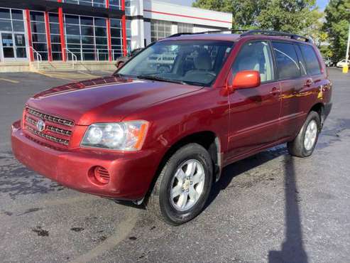 Deal! 2002 Toyota Highlander! AWD! Finance Today! - cars & trucks -... for sale in Ortonville, MI