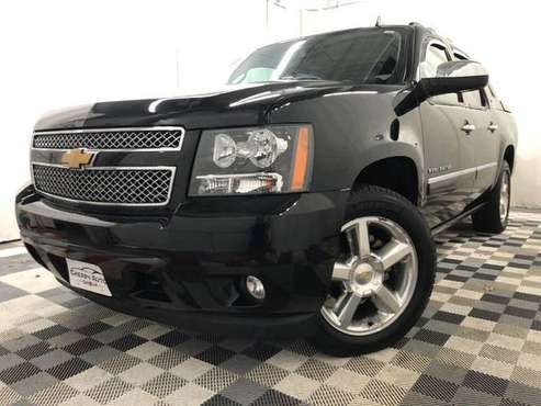 2012 CHEVROLET AVALANCHE LTZ *4WD* - cars & trucks - by dealer -... for sale in North Randall, OH