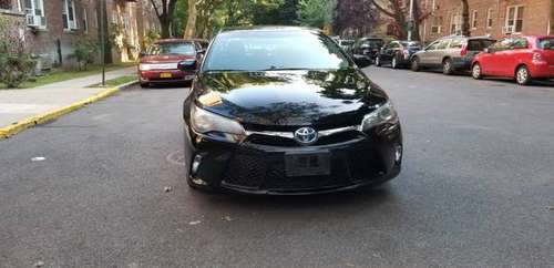 Toyota Camry Hybrid - 2016 for sale in Brooklyn, NY