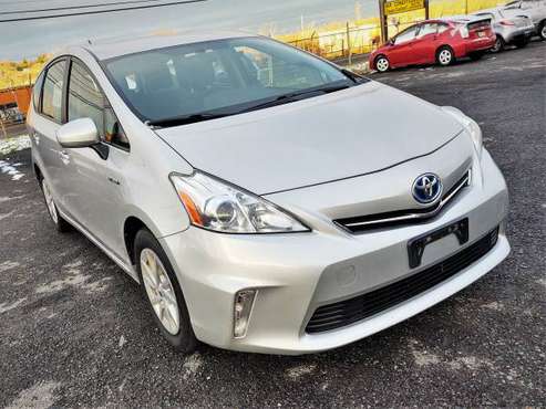 *1-OWNER* 2014 TOYOTA PRIUS V WAGON III NAVIGATION ENTUNE APP CAMERA... for sale in Syracuse, NY