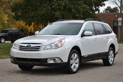 2011 SUBARU OUTBACK 2.5i LIMITED AWD LEATHER HEATED SEATS - cars &... for sale in Flushing, MI