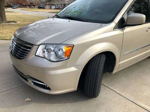 2014 Chrysler Town and Country "Touring" - cars & trucks - by dealer... for sale in Wichita, KS