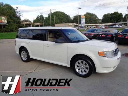 2010 Ford Flex SE FWD for sale in Marion, IA