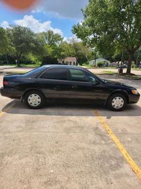 1998 Toyota Camry LE ( NEGOTIABLE) - cars & trucks - by owner -... for sale in Austin, TX