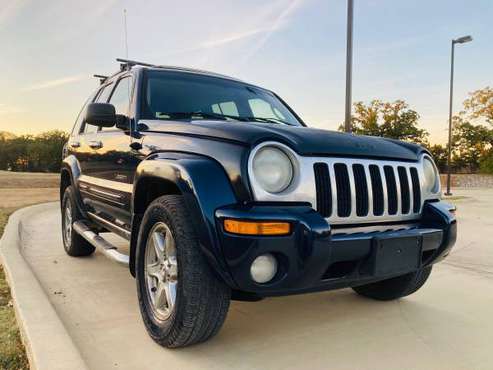 Jeep Liberty 4x4 - cars & trucks - by owner - vehicle automotive sale for sale in Kennedale, TX
