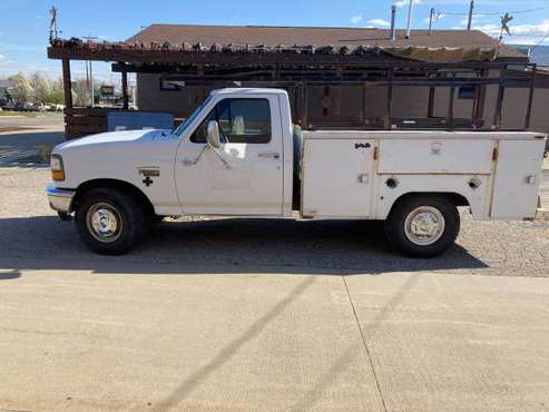 94 F-250, 4 9 L, 5 spd std for sale in Grinnell, IA