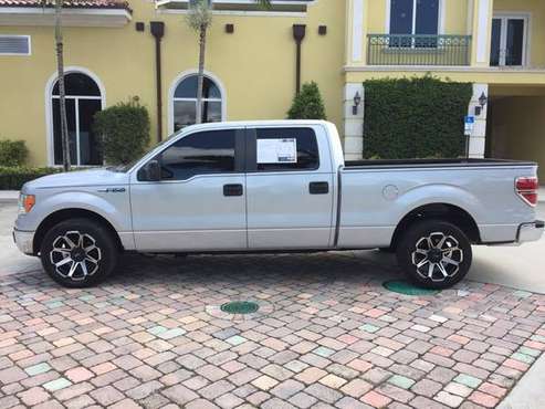 2009 FORD F-150 XLT 5.4L V8 *CREW CAB* CLEAN CAR FAX* FINANCING* for sale in Port Saint Lucie, FL