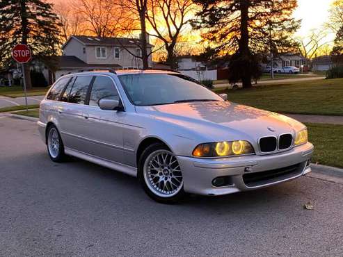 2002 BMW 525iT 5 Speed Manual Wagon - cars & trucks - by owner -... for sale in Bensenville, IL