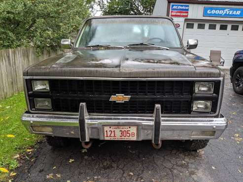 1981 Chevy truck 4x4 SHORTBED! for sale in Waterman, IL