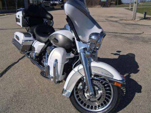 2009 Harley-Davidson Ultra Glide for sale in Jefferson, WI