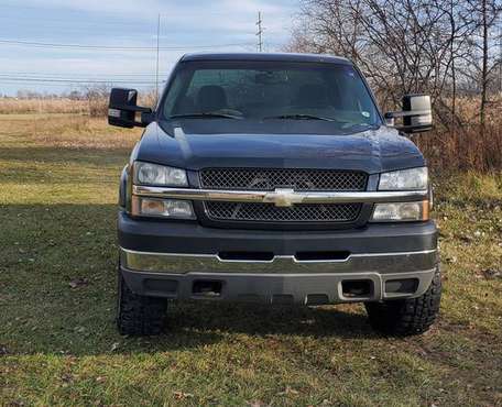 silverado 2500hd crewcab $12500 (obo) - cars & trucks - by owner -... for sale in Harrison Township, MI