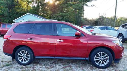 2015 Nissan Pathfinder SV Full Size SUV 77,000 miles CYBER WEEK DEAL... for sale in Cartersville, GA