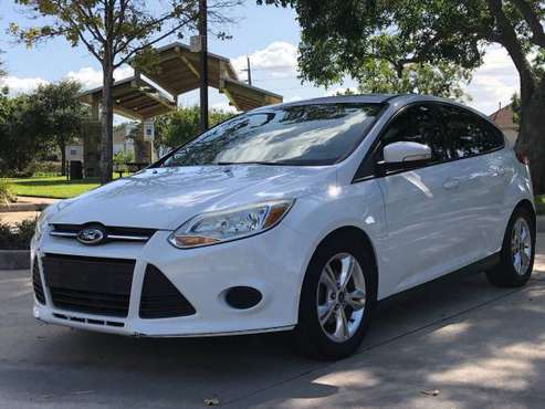 2014 FORD FOCUS VERY CLEAN LOW MILES - cars & trucks - by owner -... for sale in Houston, TX