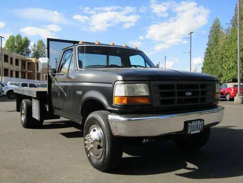 1994 FORD F350 SUPER DUTY REGULAR CAB AND CA\HASSIS FLAT BED for sale in Gresham, OR
