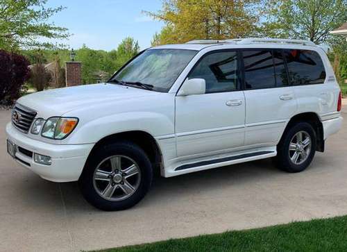 '06 Lexus LX470 for sale in Marion, IA