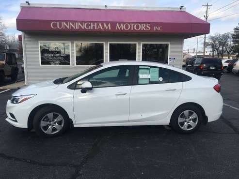 2018 CHEVY CRUZE-LOW MILES - - by dealer - vehicle for sale in URBANA, IL