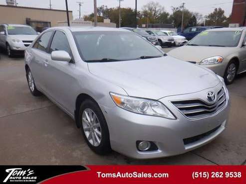 2011 Toyota Camry LE - cars & trucks - by dealer - vehicle... for sale in Des Moines, IA