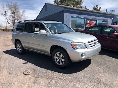 Clean Toyota Highlander! Recent timing belt 3rd Row Loaded 5, 799 for sale in CO