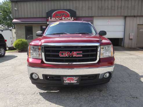 2007 GMC Sierra SLE 1500 4x4 extended cab Truck- Clean! - cars &... for sale in Londonderry, VT