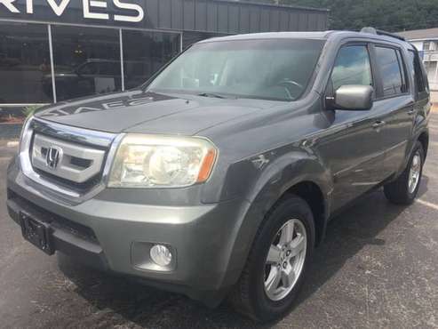 2009 Honda Pilot 4dr EX-L Text Offers/Trades - cars & trucks - by... for sale in Knoxville, TN