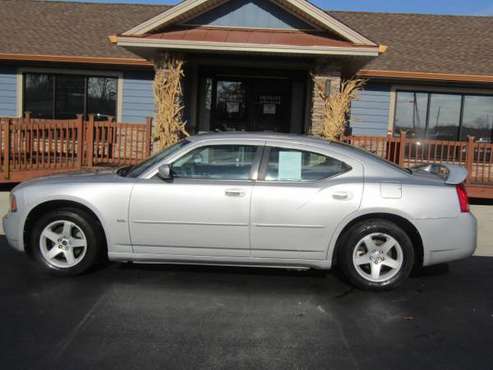 2010 DODGE CHARGER SXT - cars & trucks - by dealer - vehicle... for sale in Hamilton, OH