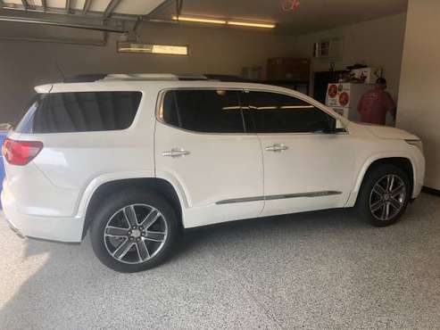 2019 GMC Acadia Denali fwd w/2,078 miles - cars & trucks - by owner... for sale in Cherryvale, KS