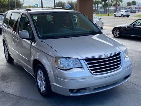 2010 Chrysler Town & Country - cars & trucks - by dealer - vehicle... for sale in New Smyrna Beach, FL