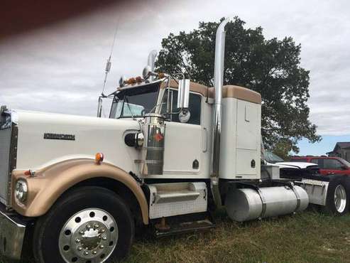1973 Kenworth Semi Truck for sale in Winchester , KY