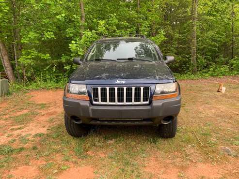 2004 Jeep Grand Cherokee WILL NEED TIE ROD RUNS AND DRIVES PERFECT! for sale in Demorest, GA