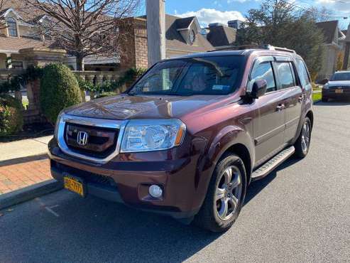 2011 Honda Pilot EXL Excellent condition 2nd Owner - cars & trucks -... for sale in New Hyde Park, NY