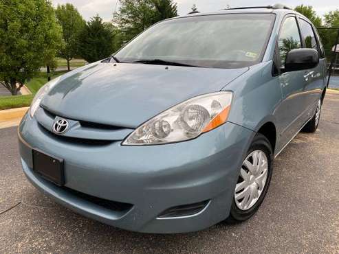 2009 Toyota Sienna LE Excellent Shape Clean Title Clean Record for sale in MANASSAS, District Of Columbia