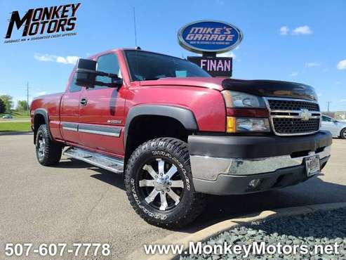 2005 Chevrolet Silverado 2500HD LT 4dr 4WD SB ONLY 99K MILES - cars for sale in Faribault, WI
