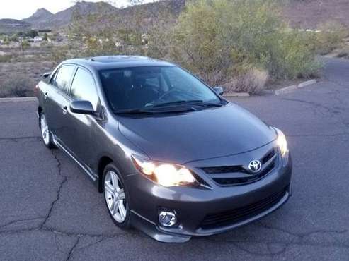 Toyota Corolla (S) 2013 Looks Brand New - cars & trucks - by owner -... for sale in Glendale, AZ